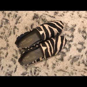 Zebra print Toms